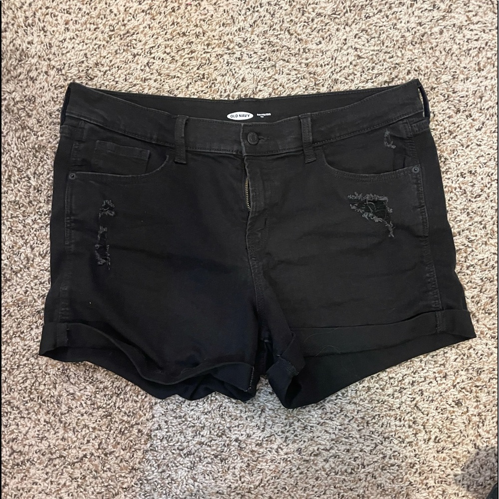 Old navy black jean shorts. Size 14.